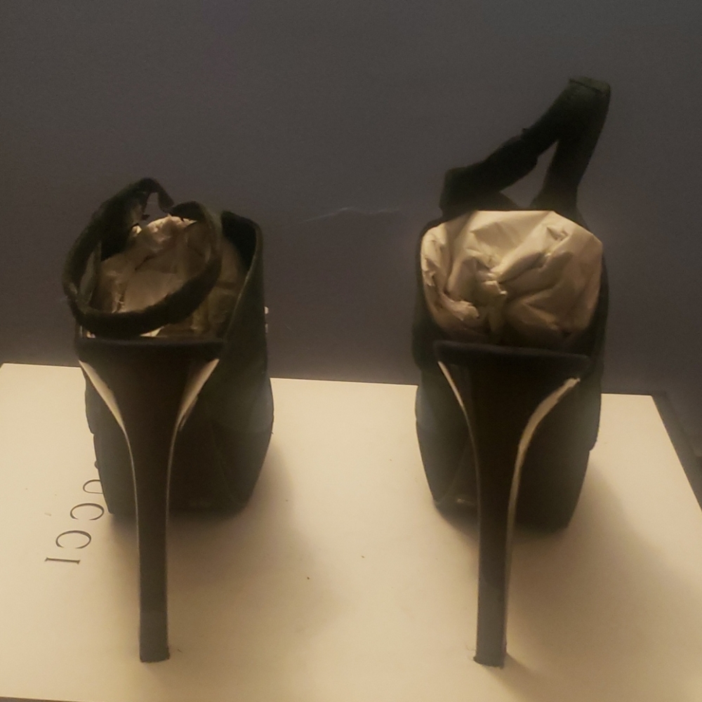 Jessica Simpson - Picture 2 of 3